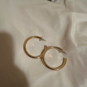 Express gold hoops earrings✨💛